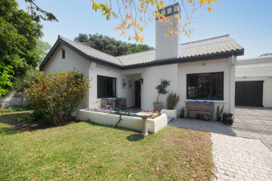 3 Bedroom Property for Sale in Northcliff Western Cape